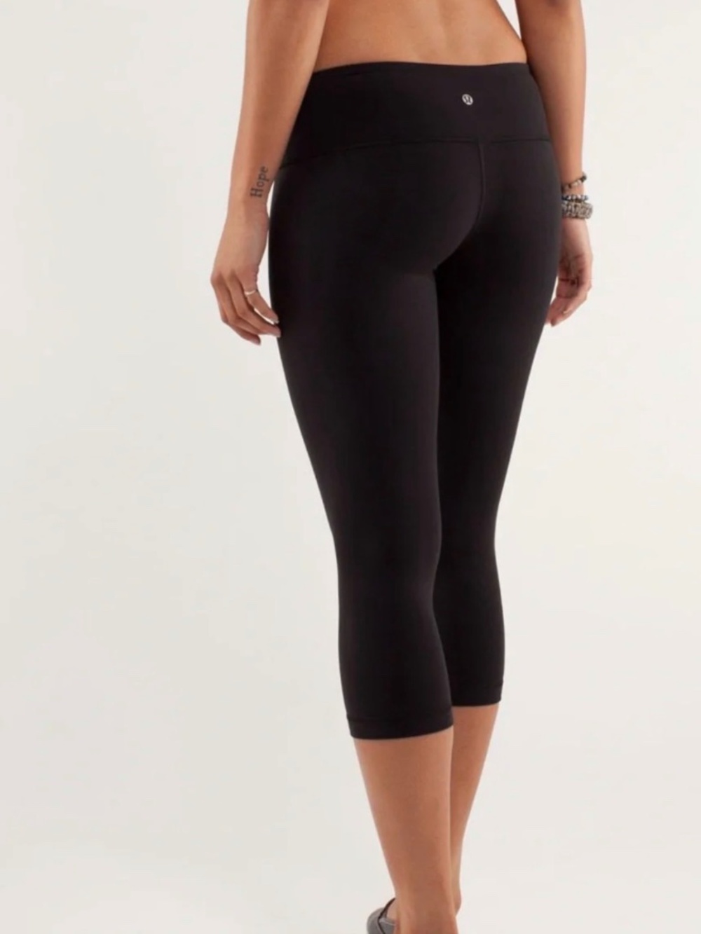 lululemon Wunder Under Black Capri Crop Leggings 2